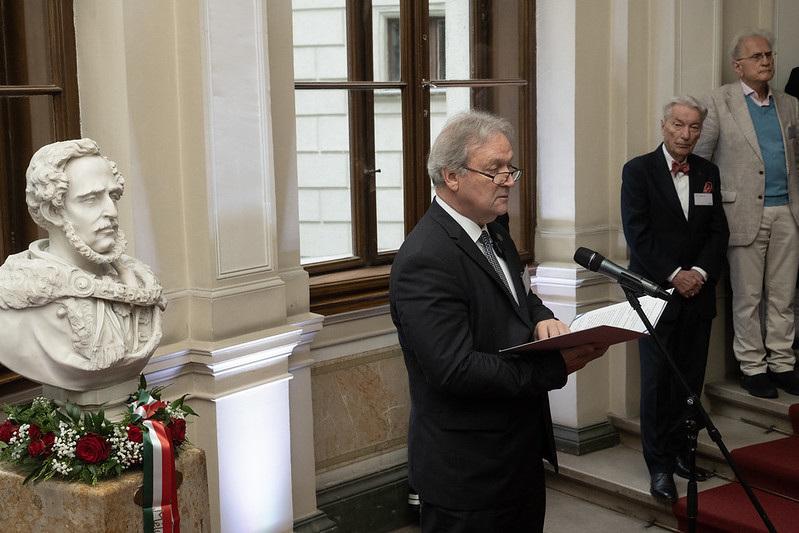 MTA elnöke: Akadémiánk ugyan nem tökéletes, de páratlan nemzeti kincs. | Vajdaság MA