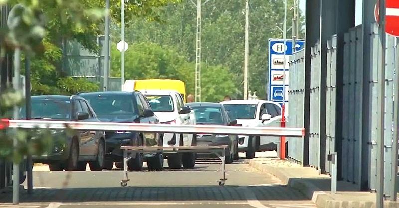 Összeomlott az informatikai infrastruktúra: Káosz uralkodik a határátkelőkön.