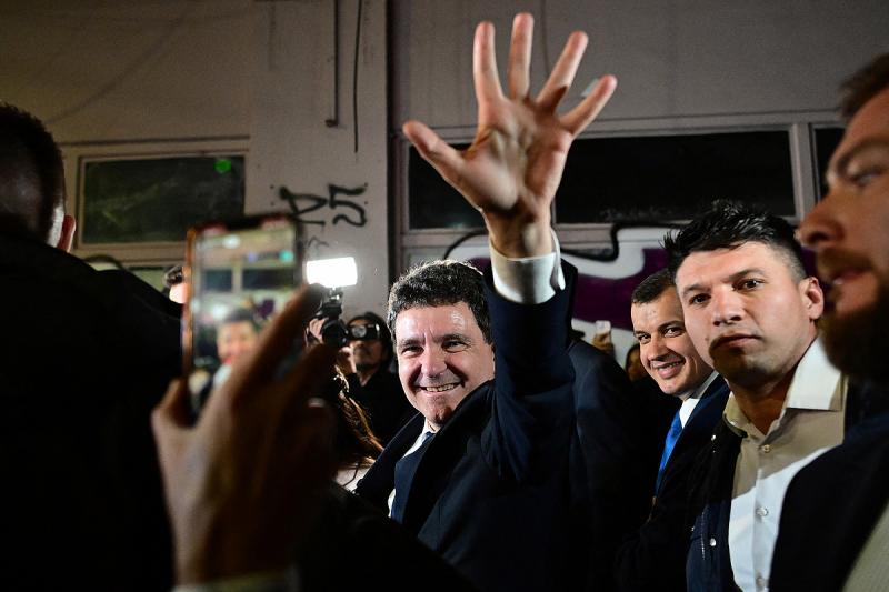 Romániai elnökválasztás: a magyar közösség kulcsszereplővé vált, hiszen döntő befolyással bírtak az eredmény alakulásában.