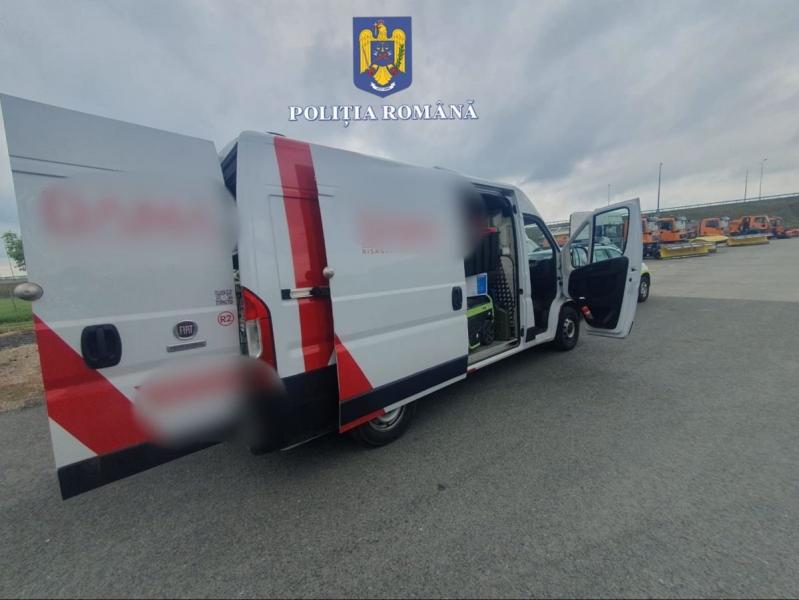Százötvenezer euróra becsülték azt a mikrobuszt, amelyet szerszámokkal együtt loptak el. | Krónika Online