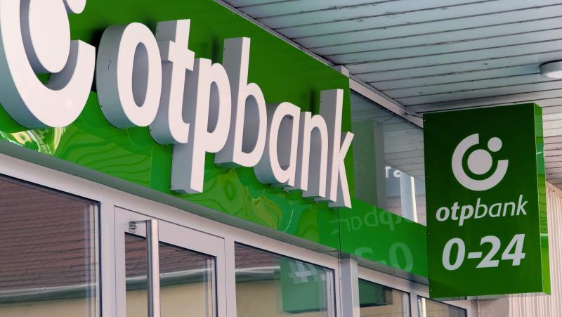 Újabb banki anomália történt: több OTP-ügyféltől is duplán vontak le pénzösszegeket - közölte a pénzintézet.