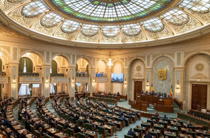 A szenátorok elvetették a bírák és ügyészek nyugdíjazására vonatkozó törvényjavaslatot | Krónika Online