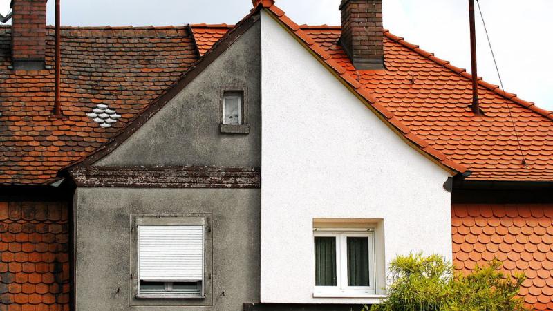 Otthon Start: A bejegyzett élettársi kapcsolatban élők diszkrét hátrányos megkülönböztetése a bankok részéről.