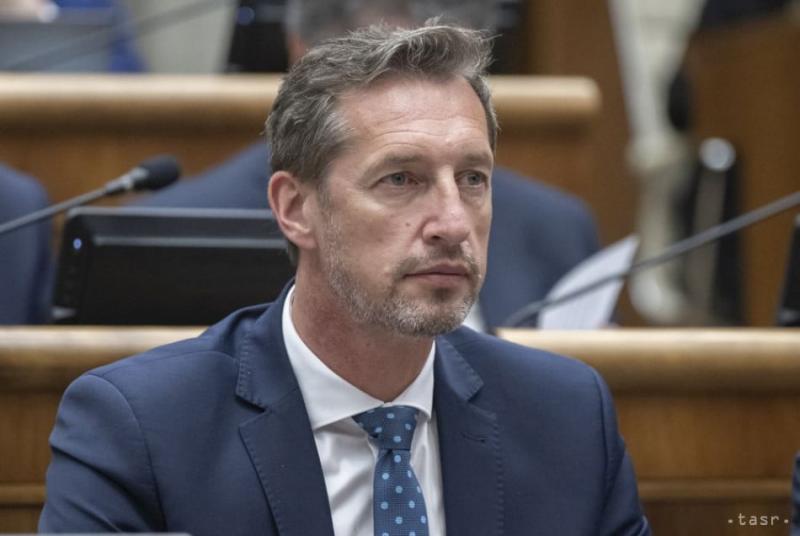 KDH: Fico, kérjük, térítsd vissza az egyéni vállalkozók által befizetett tranzakciós adót!