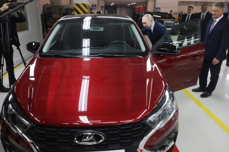 Az új Ladáknak rendkívüli kihívásokkal kell szembenézniük.