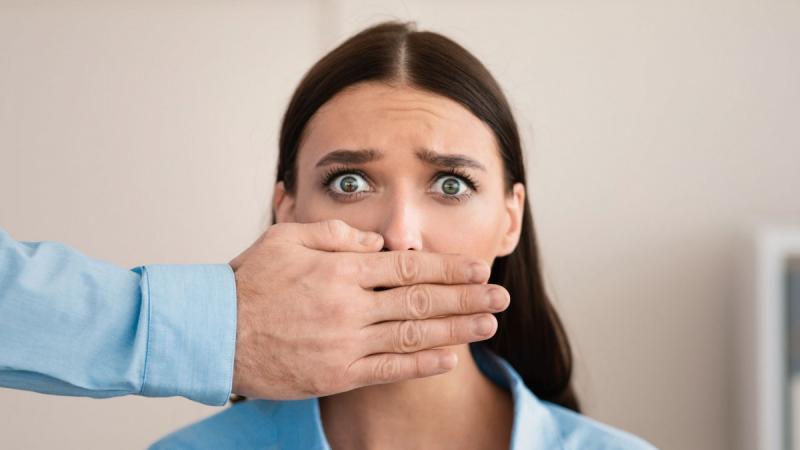 Feltárult a brüsszeli manipuláció: nem Magyarország zsaroló fél, hanem a háborús érdekcsoportok lépnek fel támadóan.